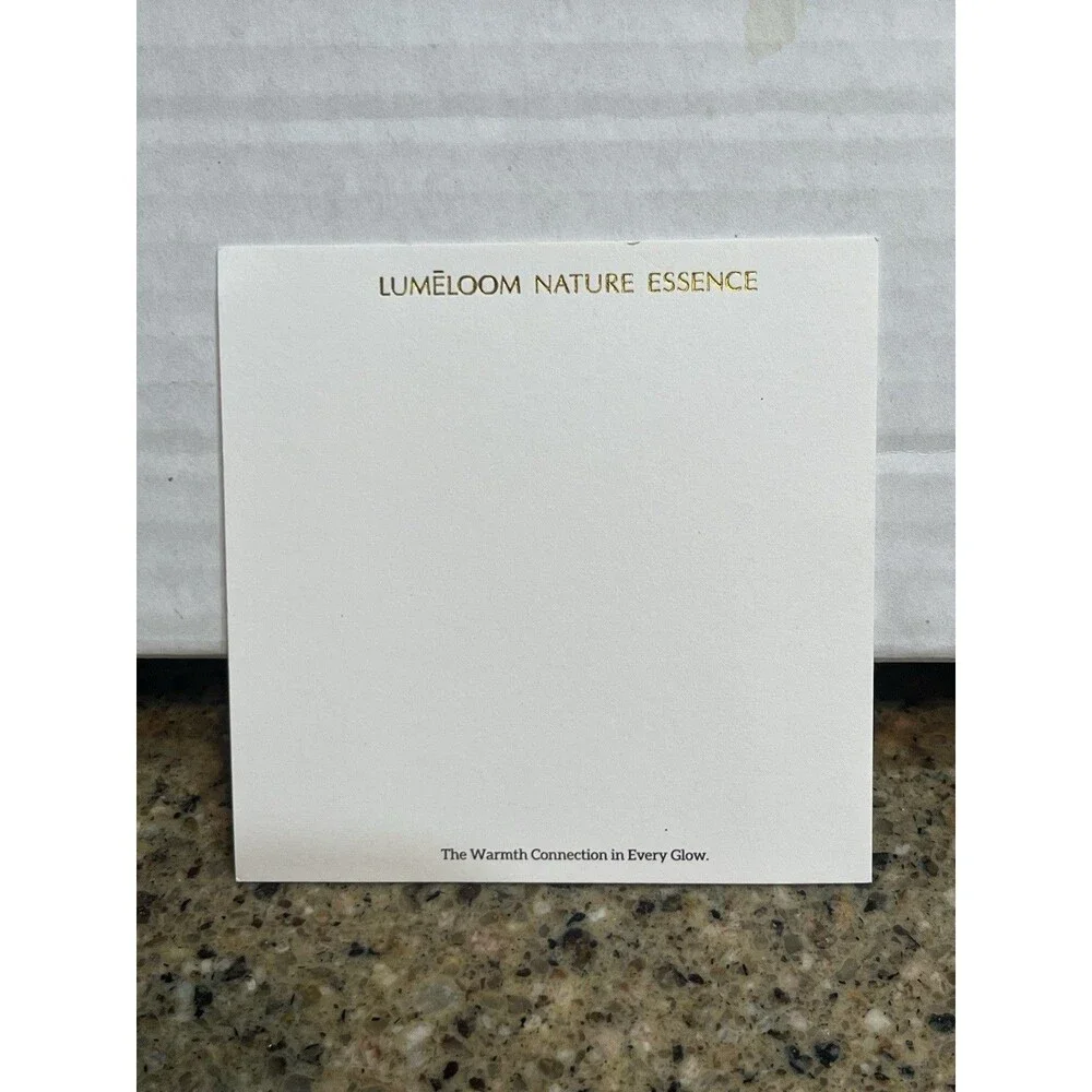 Lumeloom candle scented